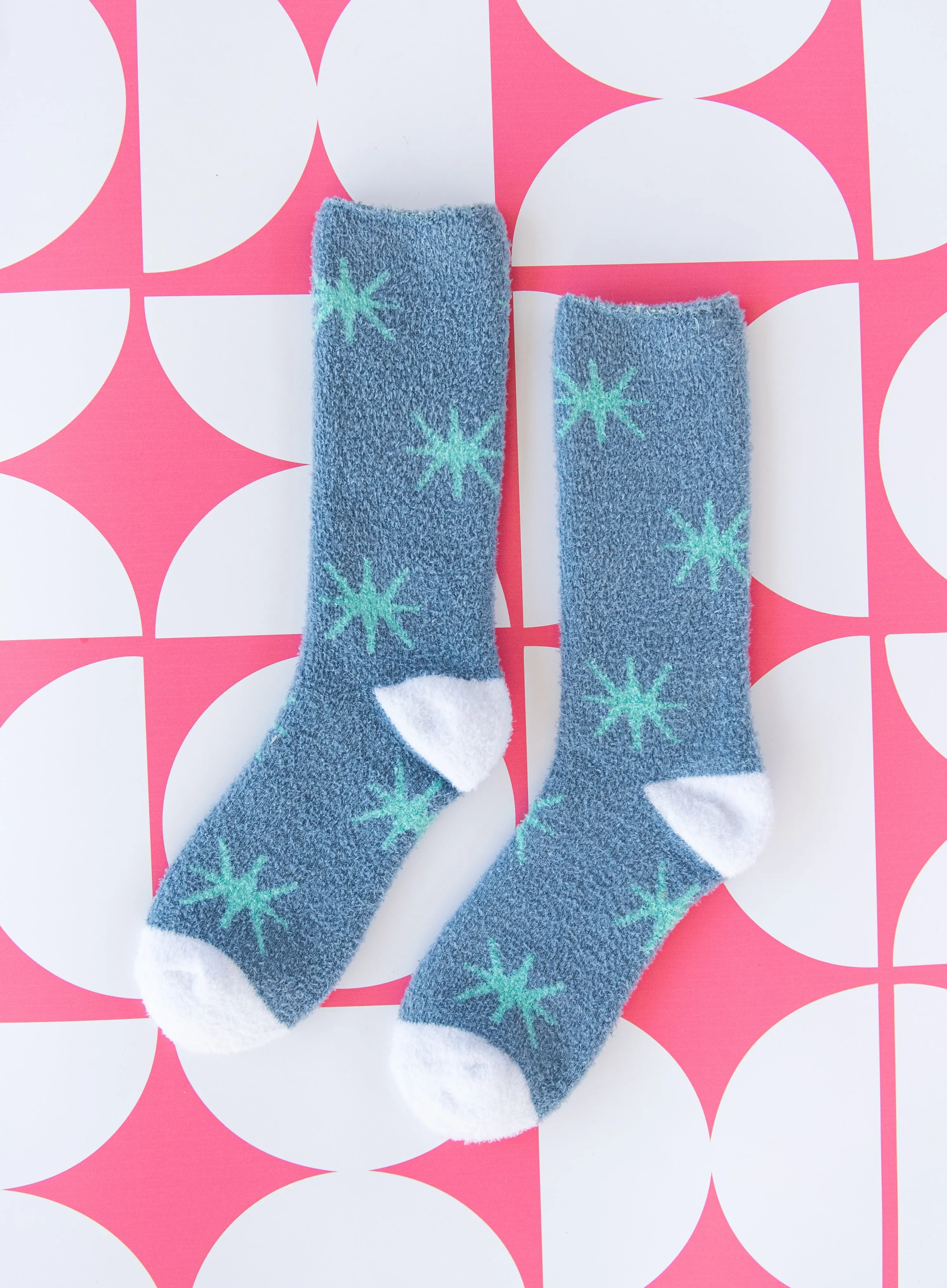 Soft & Cozy Starburst Cool Socks